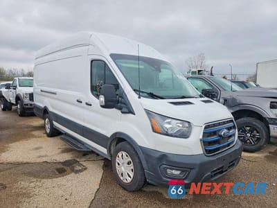 Czwarte zdjęcie samochodu z boku: 2022 FORD TRANSIT 350 DELIVERY VAN VIN:1FTBW3XK7NKA35663 - miniatura