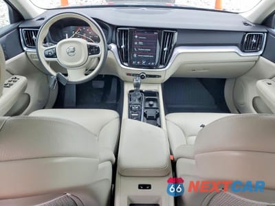 Zdjęcie 8 z 11 samochodu: 2019 VOLVO S60 T6 MOMENTUM VIN:7JRA22TK0KG004844 - miniatura