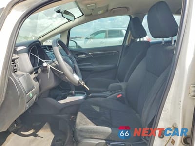 Zdjęcie 7 z 13 samochodu: 2017 HONDA FIT LX VIN:3HGGK5H50HM705686 - miniatura