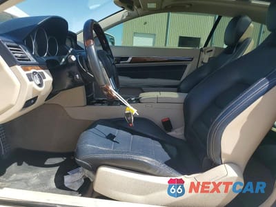 Zdjęcie 7 z 12 samochodu: 2016 MERCEDES-BENZ E 400 VIN:WDDKJ6FB0GF326220 - miniatura