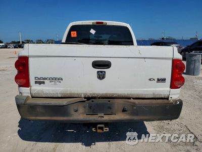 Zdjęcie 6 z 13 samochodu: 2005 DODGE DAKOTA QUAD LARAMIE VIN:1D7HE58N95S138333 - miniatura