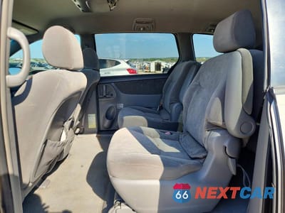 Zdjęcie 11 z 13 samochodu: 2004 TOYOTA SIENNA XLE 7 PASSENGER VIN:5TDZA22C24S138908 - miniatura