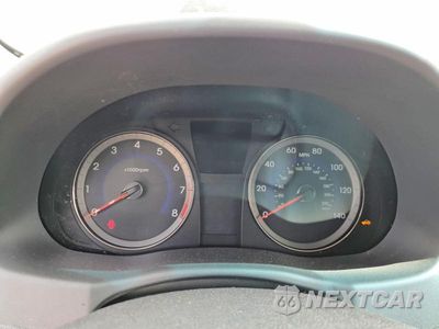 Zdjęcie 9 z 12 samochodu: 2016 HYUNDAI ACCENT VIN:KMHCT4AE9GU089491 - miniatura