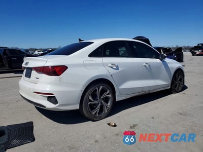 Trzecie zdjęcie samochodu z tyłu: 2023 AUDI A3 PREMIUM PLUS VIN:WAUHUDGYXPA050156 - miniatura