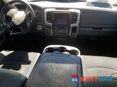 Zdjęcie 8 z 12 samochodu: 2019 RAM 1500 CLASSIC SLT VIN:1C6RR7LG5KS595912 - miniatura