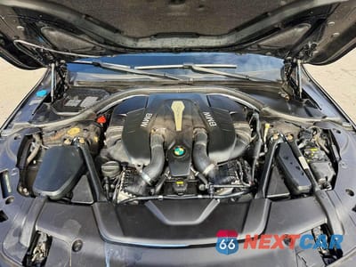 Zdjęcie 6 z 13 samochodu: 2017 BMW 750 XI VIN:WBA7F2C58HG422355 - miniatura