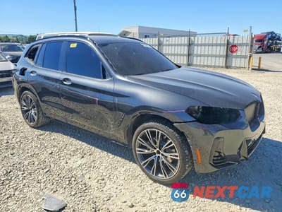 Czwarte zdjęcie samochodu z boku: 2023 BMW X3 XDRIVE30I VIN:5UX53DP05P9R66276 - miniatura