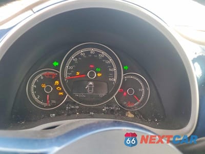 Zdjęcie 9 z 12 samochodu: 2018 VOLKSWAGEN BEETLE S VIN:3VW5DAAT7JM515839 - miniatura