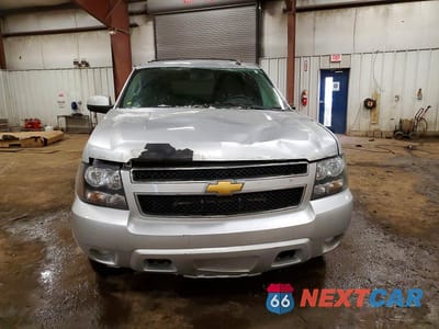 Piąte zdjęcie samochodu w środku: 2012 CHEVROLET TAHOE K1500 LS VIN:1GNSKAE03CR213355 - miniatura