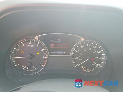 Zdjęcie 9 z 13 samochodu: 2016 NISSAN PATHFINDER SL VIN:5N1AR2MN4GC642592 - miniatura