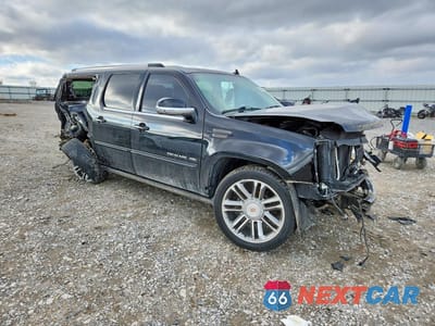 Czwarte zdjęcie samochodu z boku: 2013 CADILLAC ESCALADE ESV PREMIUM VIN:1GYS3JEF3DR254963 - miniatura