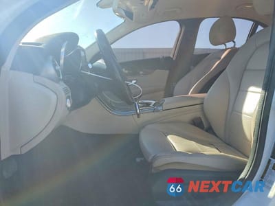 Zdjęcie 7 z 11 samochodu: 2016 MERCEDES-BENZ C 300 VIN:55SWF4JB3GU170721 - miniatura