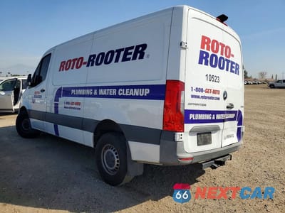 Drugie zdjęcie samochodu z przodu: 2022 MERCEDES BENZ SPRINTER 2500 UTILITY / SERVICE VAN VIN:W1Y4EBHY3NT101611 - miniatura