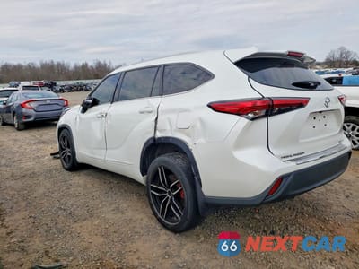 Drugie zdjęcie samochodu z przodu: 2022 TOYOTA HIGHLANDER XLE VIN:5TDGZRBH5NS206267 - miniatura