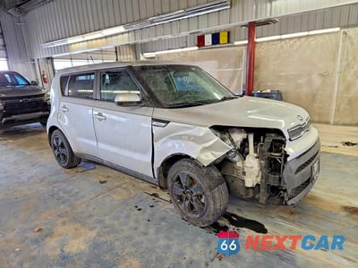 Czwarte zdjęcie samochodu z boku: 2017 KIA SOUL BASE VIN:KNDJN2A29H7462609 - miniatura