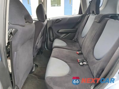 Zdjęcie 10 z 12 samochodu: 2008 HONDA FIT VIN:JHMGD38488S046234 - miniatura