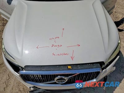 Zdjęcie 11 z 13 samochodu: 2018 VOLVO XC60 T5 MOMENTUM VIN:YV4102RK8J1009204 - miniatura