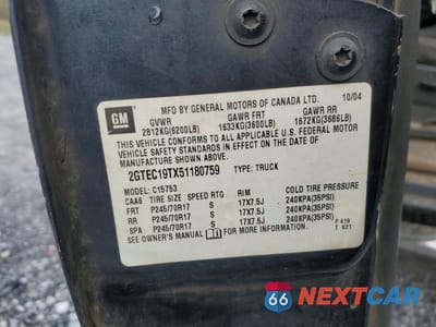 Zdjęcie 12 z 12 samochodu: 2005 GMC NEW SIERRA C1500 VIN:2GTEC19TX51180759 - miniatura