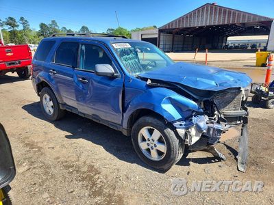 Czwarte zdjęcie samochodu z boku: 2010 FORD ESCAPE XLT VIN:1FMCU9DG0AKC30619 - miniatura