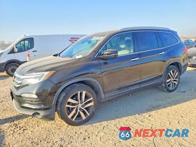 2017 HONDA PILOT TOURING 5FNYF6H96HB018507 - główne zdjęcie licytacji z USA - miniatura