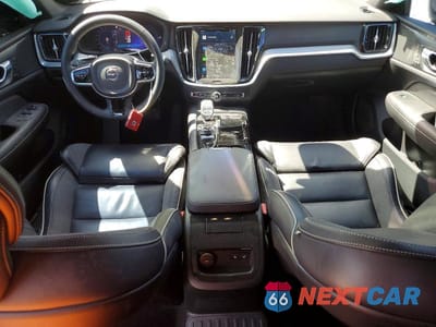 Zdjęcie 8 z 12 samochodu: 2024 VOLVO S60 PLUS VIN:7JRH60FH8RG291223 - miniatura