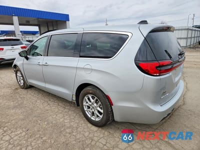 Drugie zdjęcie samochodu z przodu: 2024 CHRYSLER PACIFICA TOURING L VIN:2C4RC1BG9RR155499 - miniatura