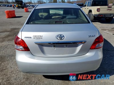 Zdjęcie 6 z 12 samochodu: 2007 TOYOTA YARIS BASE VIN:JTDBT923171104500 - miniatura