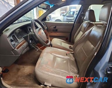 Zdjęcie 7 z 13 samochodu: 2008 FORD CROWN VICTORIA LX VIN:2FAFP74V08X121358 - miniatura