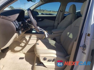 Zdjęcie 7 z 11 samochodu: 2019 AUDI Q7 PREMIUM PLUS VIN:WA1LAAF70KD039035 - miniatura