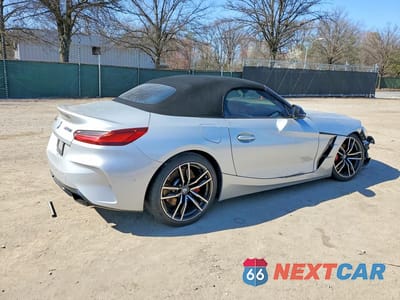 Trzecie zdjęcie samochodu z tyłu: 2021 BMW Z4 M40I VIN:WBAHF9C06MWX22560 - miniatura