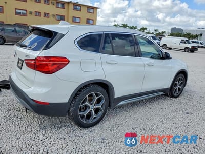 Trzecie zdjęcie samochodu z tyłu: 2017 BMW X1 XDRIVE28I VIN:WBXHT3C38H5F75002 - miniatura