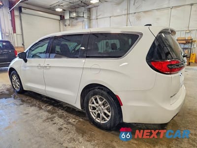 Drugie zdjęcie samochodu z przodu: 2024 CHRYSLER PACIFICA TOURING L VIN:2C4RC1BGXRR168066 - miniatura