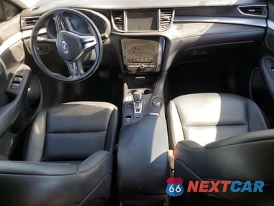 Zdjęcie 8 z 13 samochodu: 2019 INFINITI QX50 LUXE VIN:3PCAJ5M16KF135294 - miniatura