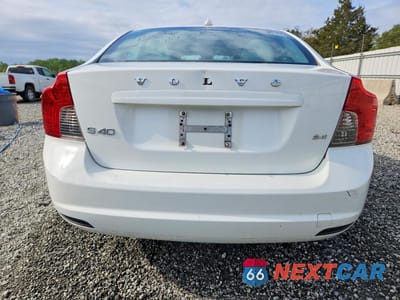 Zdjęcie 6 z 12 samochodu: 2010 VOLVO S40 2.4I VIN:YV1382MS2A2491071 - miniatura