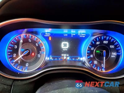 Zdjęcie 9 z 12 samochodu: 2016 CHRYSLER 300C VIN:2C3CCAKG4GH170716 - miniatura