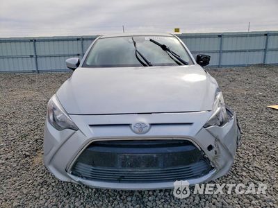 Piąte zdjęcie samochodu w środku: 2017 TOYOTA YARIS IA BASE VIN:3MYDLBYV6HY181774 - miniatura