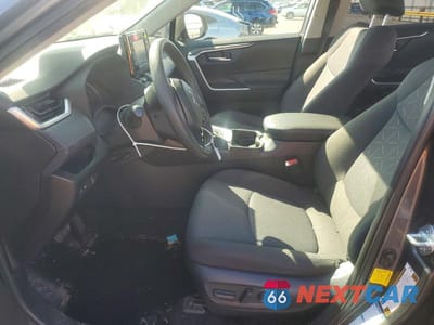 Zdjęcie 7 z 13 samochodu: 2020 TOYOTA RAV4 HYBRID XLE VIN:JTMR6RFV6LD005715 - miniatura