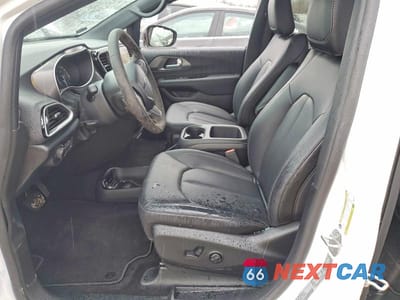 Zdjęcie 7 z 14 samochodu: 2025 CHRYSLER VOYAGER LX VIN:2C4RC1CG2SR533926 - miniatura