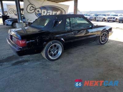 Trzecie zdjęcie samochodu z tyłu: 1989 FORD MUSTANG LX VIN:1FABP44E3KF235421 - miniatura