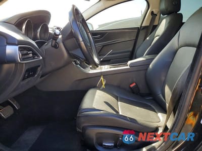 Zdjęcie 7 z 11 samochodu: 2019 JAGUAR XE AWD 4C 25T VIN:SAJAS4FX0KCP52732 - miniatura