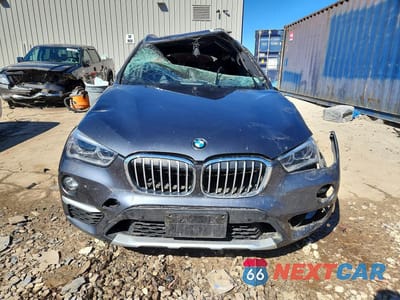 Piąte zdjęcie samochodu w środku: 2019 BMW X1 XDRIVE28I VIN:WBXHT3C56K5L35503 - miniatura