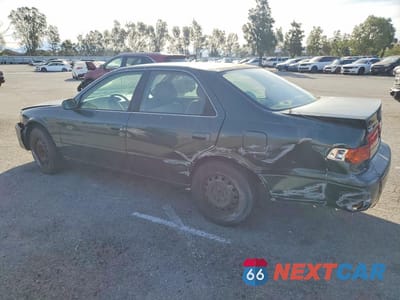 Drugie zdjęcie samochodu z przodu: 2000 TOYOTA CAMRY LE VIN:JT2BG22K2Y0519182 - miniatura