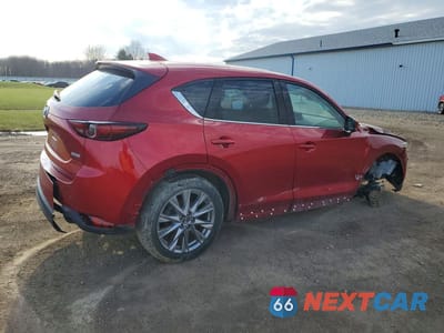 Trzecie zdjęcie samochodu z tyłu: 2019 MAZDA CX-5 GRAND TOURING VIN:JM3KFBDM5K1639530 - miniatura