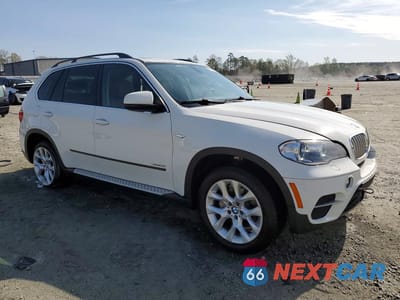 Czwarte zdjęcie samochodu z boku: 2013 BMW X5 XDRIVE35I VIN:5UXZV4C59D0G52257 - miniatura