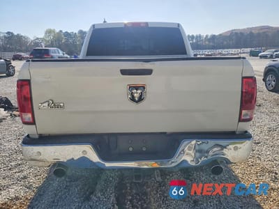 Zdjęcie 6 z 11 samochodu: 2019 RAM 1500 CLASSIC SLT VIN:1C6RR6LT7KS554785 - miniatura