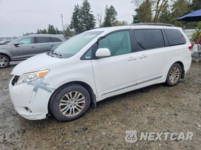 2012 TOYOTA SIENNA XLE 8-PASSENGER 5TDYK3DCXCS244579 - główne zdjęcie licytacji z USA - miniatura