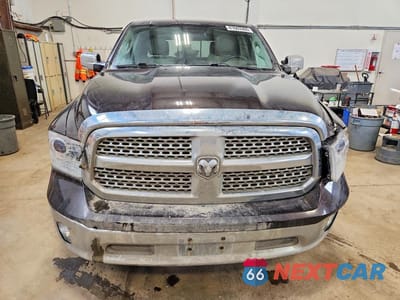 Piąte zdjęcie samochodu w środku: 2016 RAM TRUCKS 1500 LARAMIE VIN:1C6RR7NT7GS320737 - miniatura
