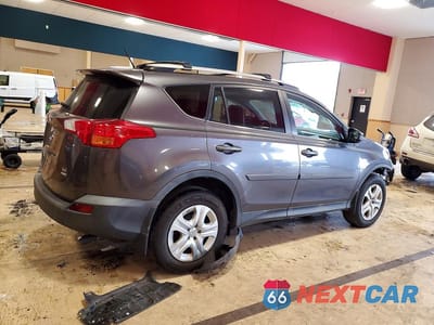 Trzecie zdjęcie samochodu z tyłu: 2014 TOYOTA RAV4 LE VIN:2T3BFREV4EW141818 - miniatura