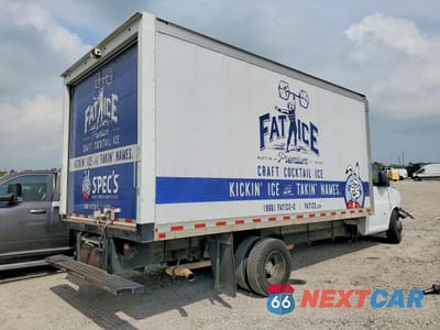 Trzecie zdjęcie samochodu z tyłu: 2020 CHEVROLET EXPRESS G3500 VIN:1HA3GTCGXLN013778 - miniatura