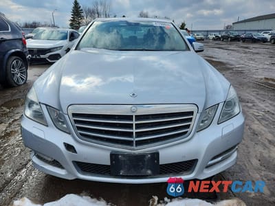 Piąte zdjęcie samochodu w środku: 2013 MERCEDES-BENZ E 300 4MATIC VIN:WDDHF8BBXDA683099 - miniatura